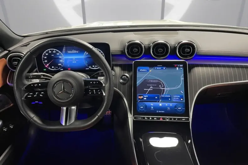 Mercedes-Benz C 300 din 2024 cu 18.427 km - oferta MER172544 - foto 3