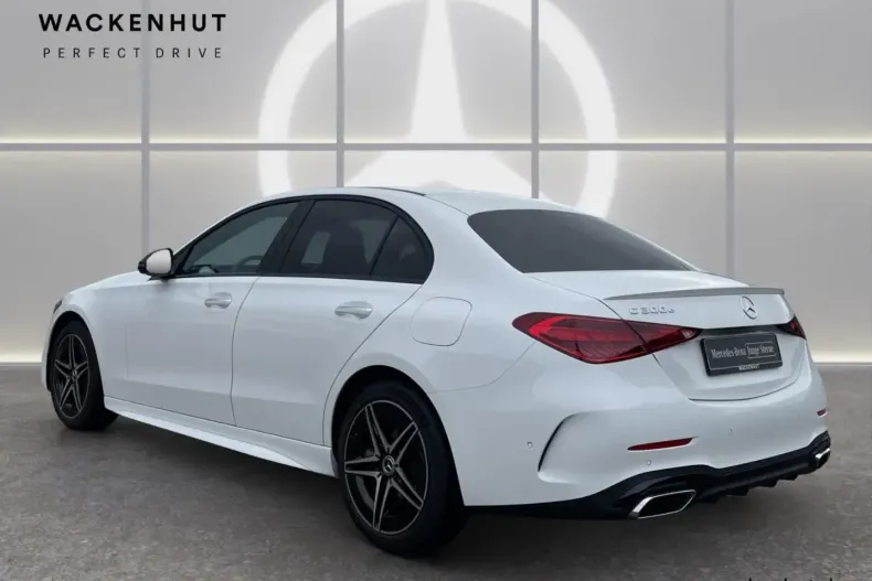 Mercedes-Benz C 300 din 2024 cu 18.427 km - oferta MER172544 - foto 5