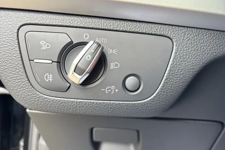 Audi Q5 din 2024 cu 24.200 km - oferta AUD172545 - foto 17