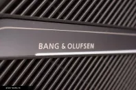 Audi Q5 din 2024 cu 9.800 km - oferta AUD172548 - foto 12