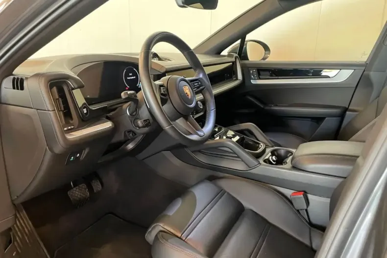 Porsche Cayenne din 2025 cu 19.222 km - oferta POR172549 - foto 18