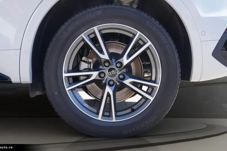 Audi Q5 din 2024 cu 8.000 km - oferta AUD172552 - foto 6