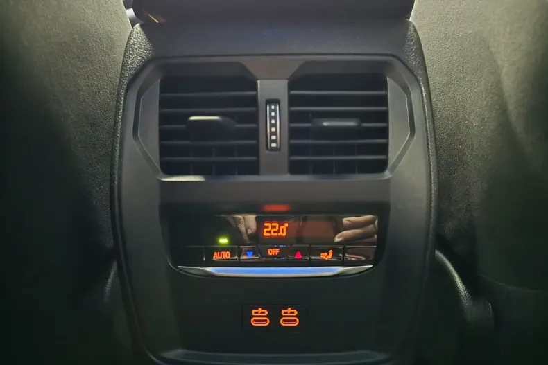 BMW 320 din 2024 cu 24.900 km - oferta BMW172555 - foto 21