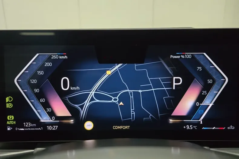 BMW 320 din 2024 cu 24.900 km - oferta BMW172555 - foto 42