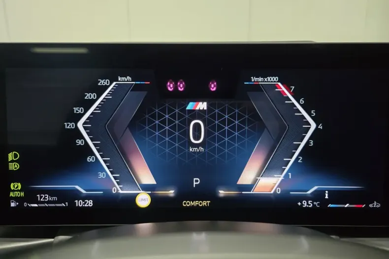 BMW 320 din 2024 cu 24.900 km - oferta BMW172555 - foto 47