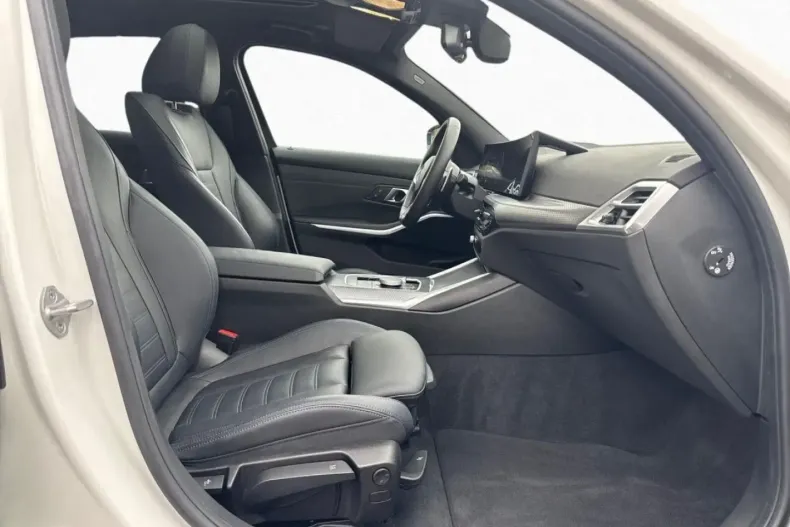 BMW 330 din 2025 cu 24.506 km - oferta BMW172558 - foto 11