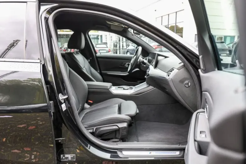 BMW 320 din 2024 cu 18.318 km - oferta BMW172560 - foto 5