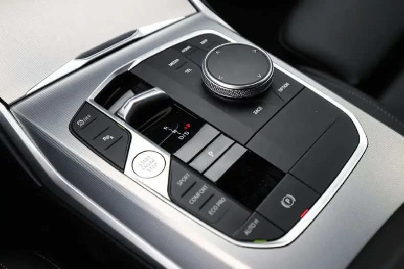 BMW 320 din 2024 cu 18.318 km - oferta BMW172560 - foto 18