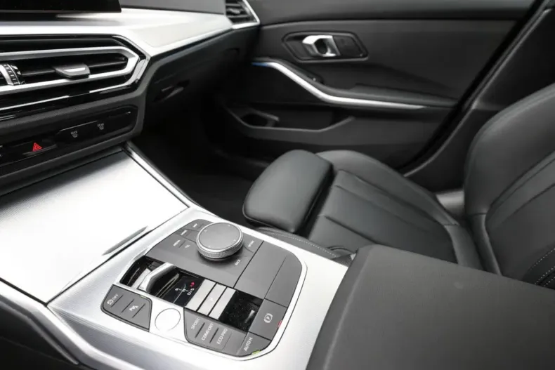 BMW 320 din 2024 cu 18.318 km - oferta BMW172560 - foto 19