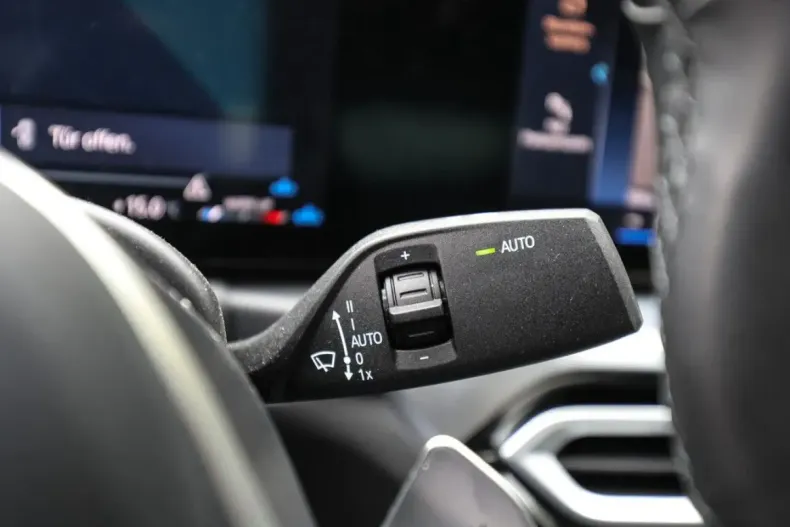 BMW 320 din 2024 cu 18.318 km - oferta BMW172560 - foto 24