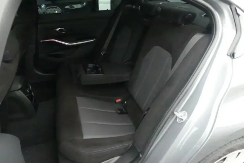 BMW 320 din 2024 cu 25.000 km - oferta BMW172563 - foto 7