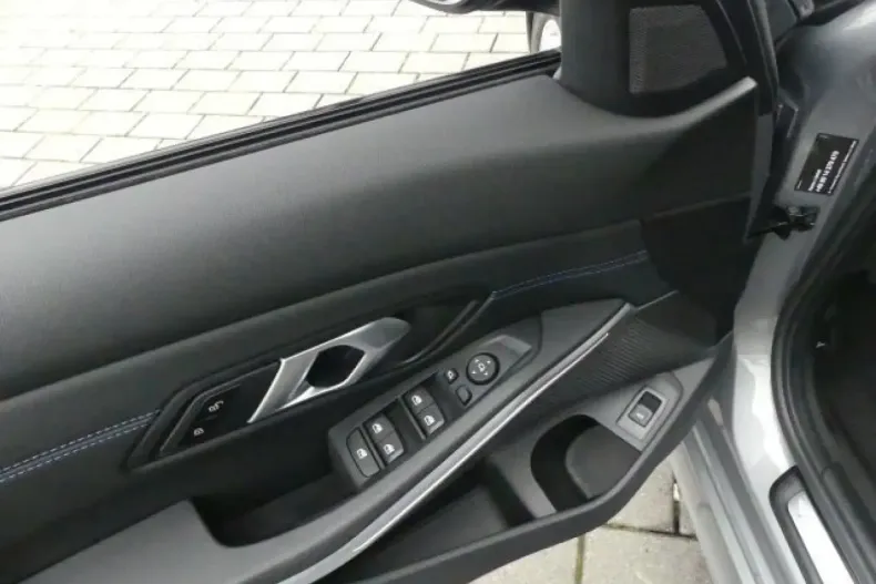 BMW 320 din 2024 cu 25.000 km - oferta BMW172563 - foto 8