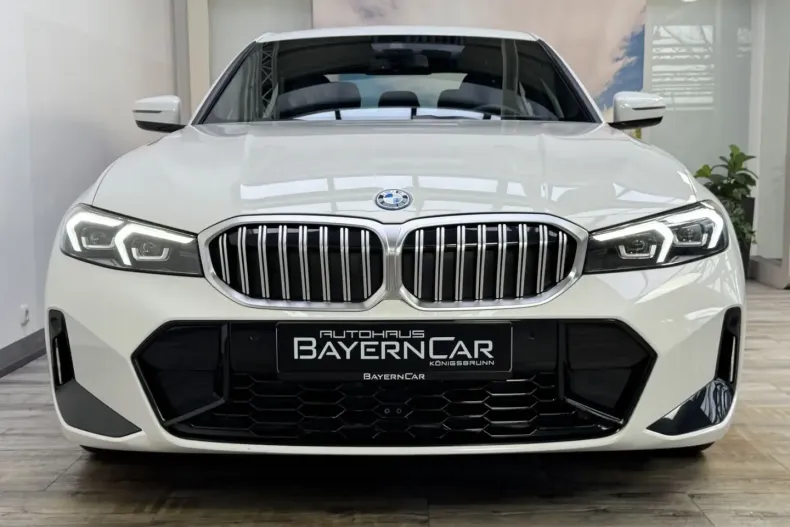 BMW 330 din 2024 cu 11.900 km - oferta BMW172568 - foto 2