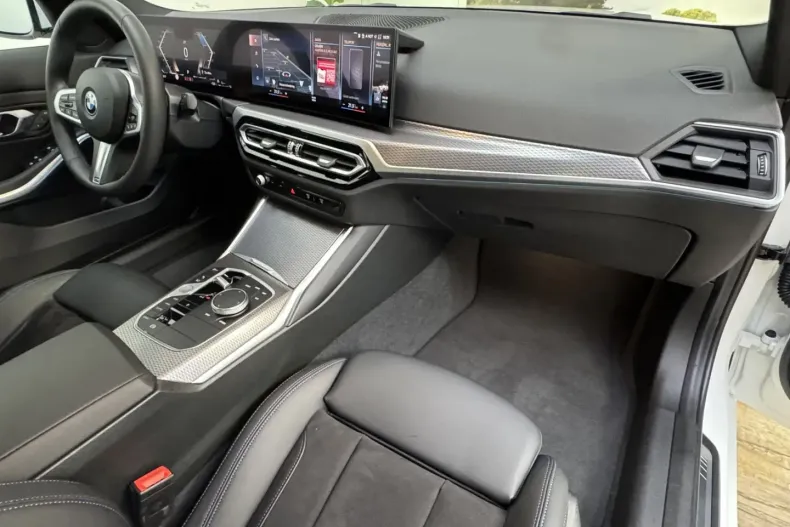 BMW 330 din 2024 cu 11.900 km - oferta BMW172568 - foto 30