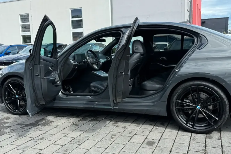 BMW 320 din 2024 cu 17.500 km - oferta BMW172569 - foto 19