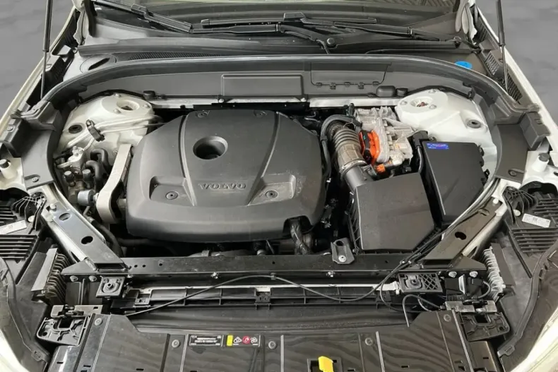 Volvo XC60 din 2021 cu 74.611 km - oferta VOL172570 - foto 21