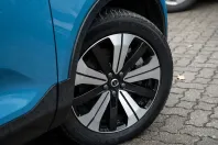 Volvo XC40 din 2022 cu 63.700 km - oferta VOL172572 - foto 7