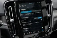 Volvo XC40 din 2022 cu 63.700 km - oferta VOL172572 - foto 15