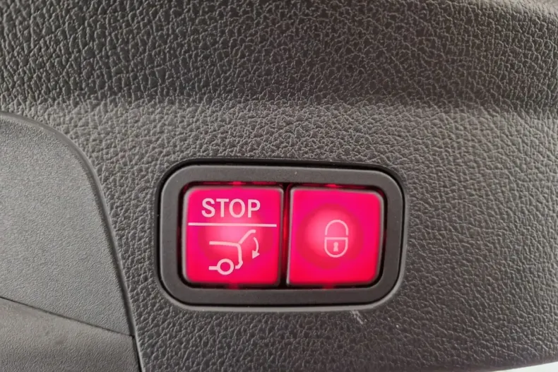 Mercedes-Benz GLE 400 din 2024 cu 27.550 km - oferta MER172578 - foto 15