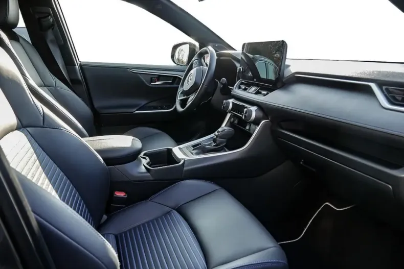 Toyota RAV4 din 2024 cu 17.887 km - oferta TOY172589 - foto 8