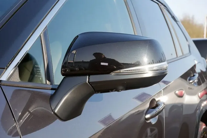 Toyota RAV4 din 2024 cu 17.887 km - oferta TOY172589 - foto 13