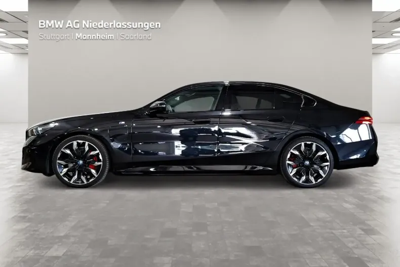 BMW 550 din 2024 cu 28.569 km - oferta BMW172596 - foto 3