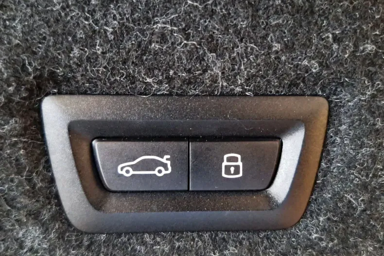 BMW 550 din 2024 cu 28.569 km - oferta BMW172596 - foto 18