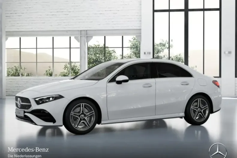 Mercedes-Benz A 250 din 2024 cu 12.711 km - oferta MER172599 - foto 1