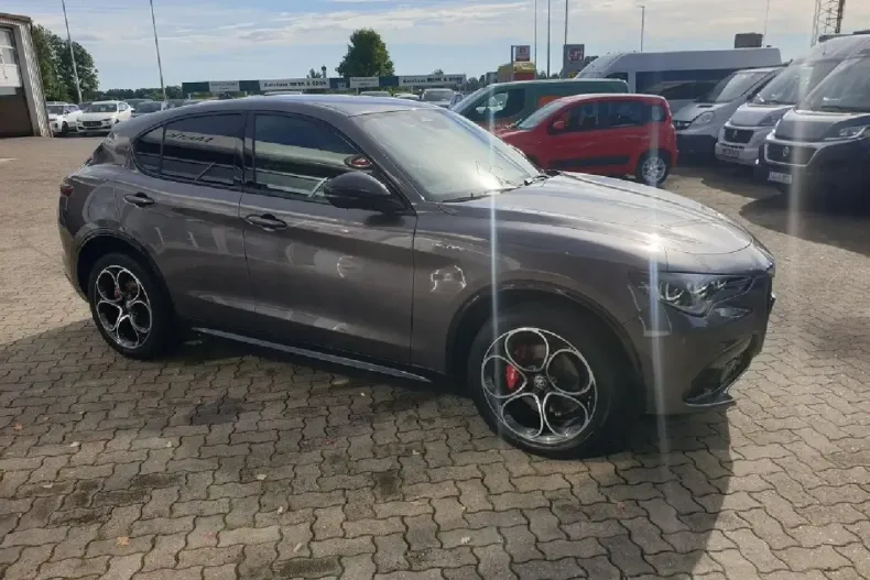 Alfa Romeo Stelvio din 2024 cu 34.204 km - oferta ALF172601 - foto 1