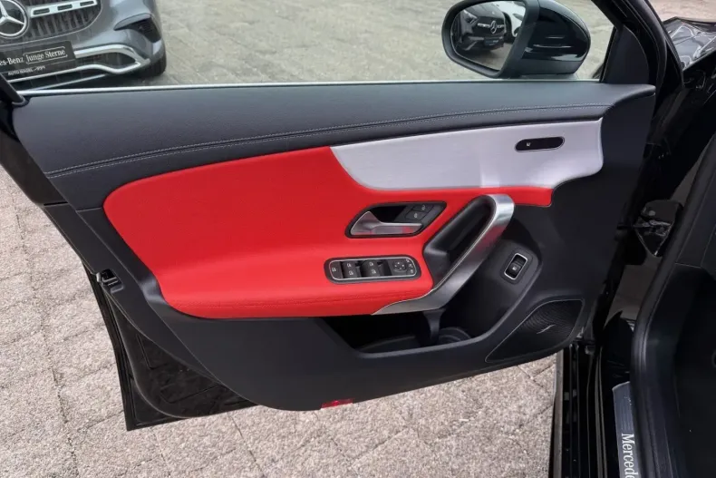 Mercedes-Benz A 250 din 2024 cu 6.744 km - oferta MER172602 - foto 15