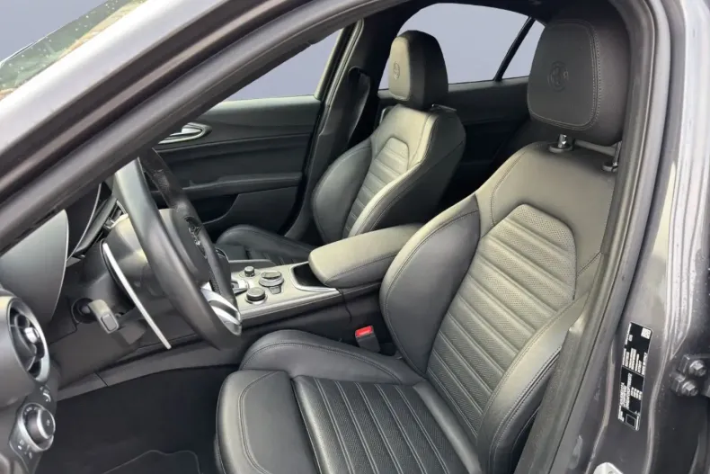 Alfa Romeo Giulia din 2024 cu 15.000 km - oferta ALF172603 - foto 9