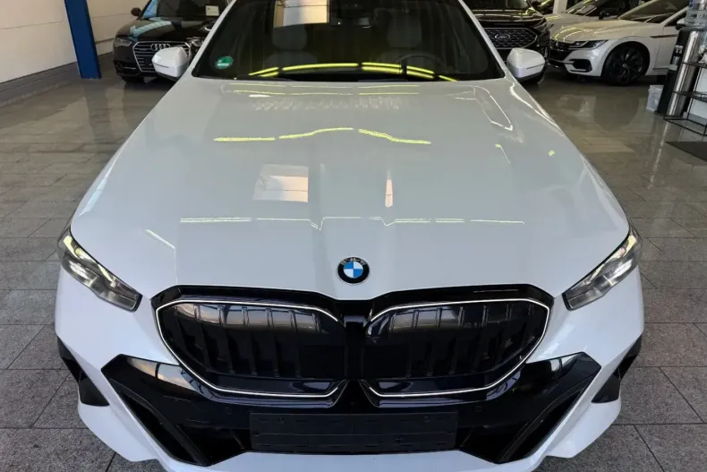 BMW 540 din 2025 cu 17.993 km - oferta BMW172606 - foto 33