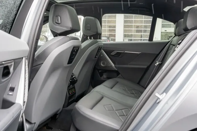 BMW 540 din 2025 cu 23.078 km - oferta BMW172607 - foto 21