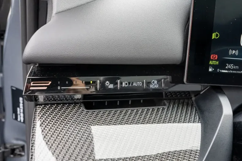 BMW 540 din 2025 cu 23.078 km - oferta BMW172607 - foto 28