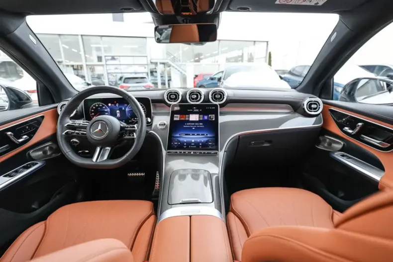 Mercedes-Benz GLC 400 din 2025 cu 12.357 km - oferta MER172610 - foto 7