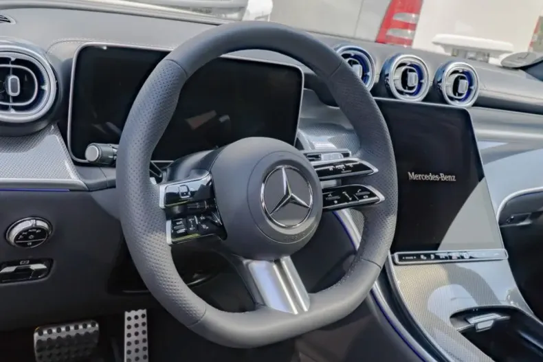 Mercedes-Benz GLC 300 din 2025 cu 9.500 km - oferta MER172611 - foto 9