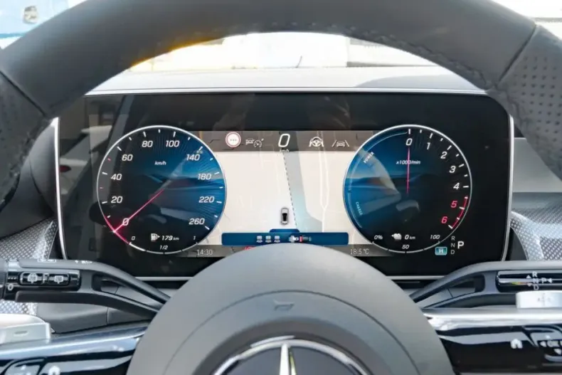 Mercedes-Benz GLC 300 din 2025 cu 9.500 km - oferta MER172611 - foto 24