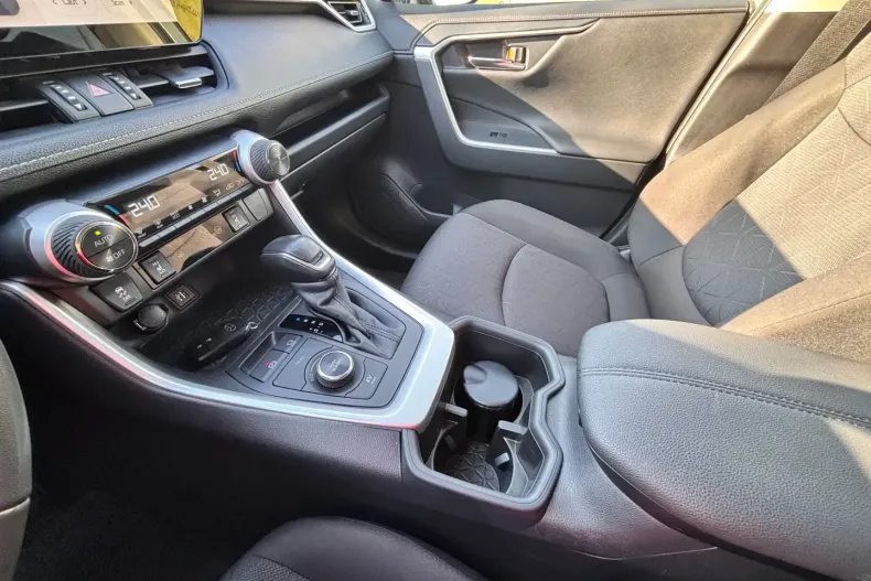 Toyota RAV4 din 2025 cu 47.719 km - oferta TOY172616 - foto 20