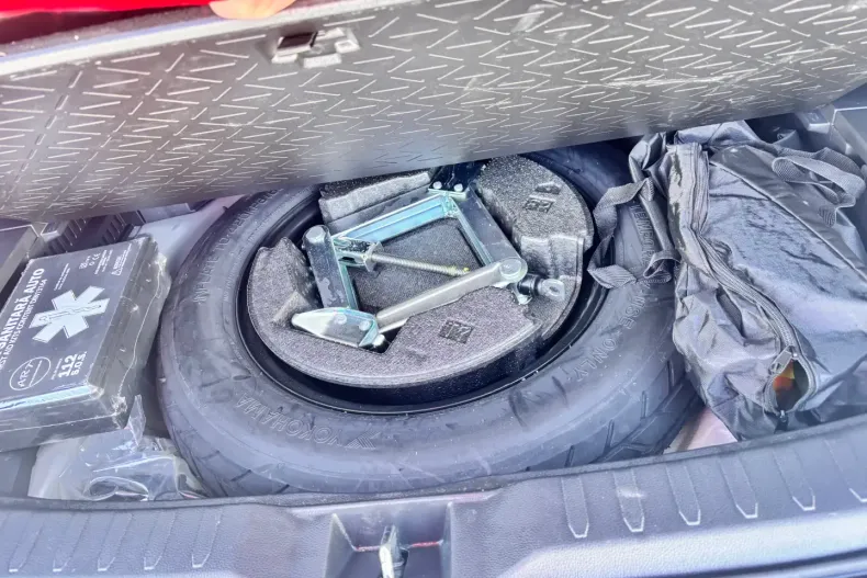 Toyota RAV4 din 2025 cu 47.719 km - oferta TOY172616 - foto 30