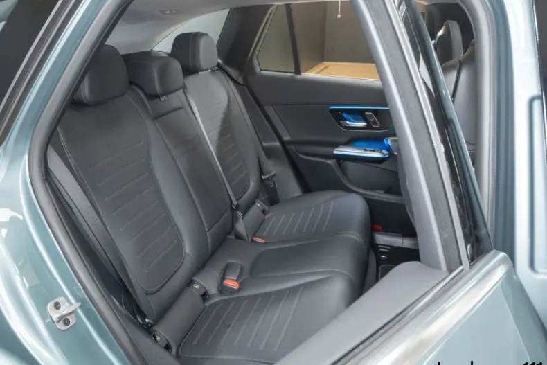 Mercedes-Benz GLC 300 din 2024 cu 11.635 km - oferta MER172621 - foto 17