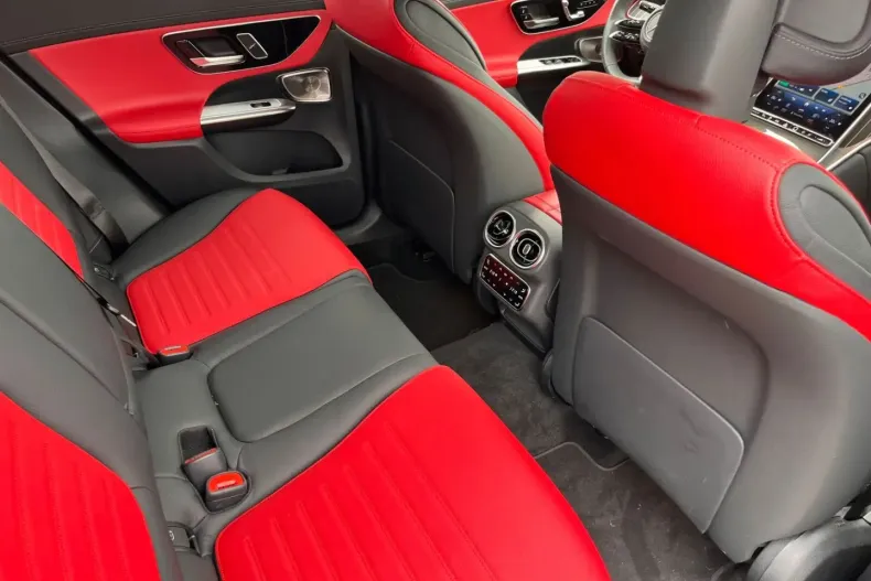 Mercedes-Benz GLC 400 din 2023 cu 24.240 km - oferta MER172622 - foto 8