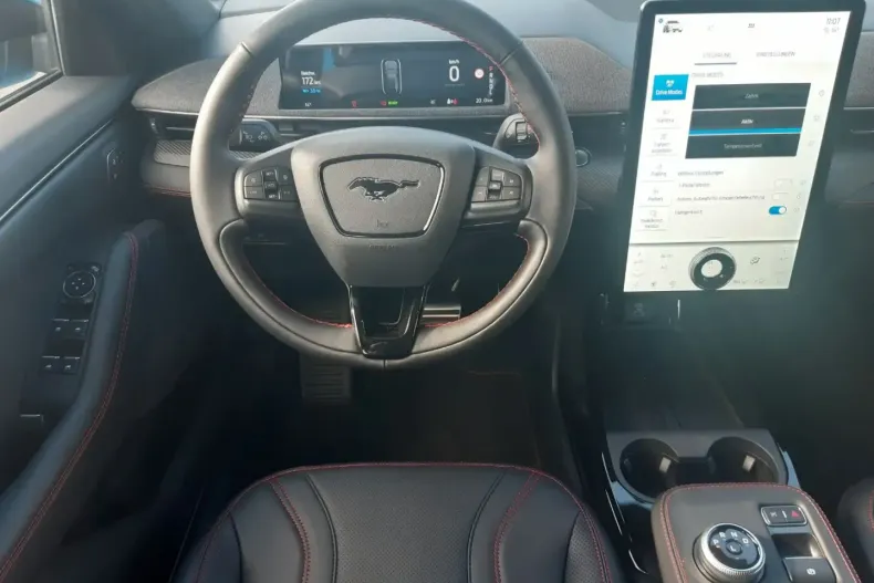 Ford Mustang Mach-E din 2022 cu 23.000 km - oferta FOR172647 - foto 12