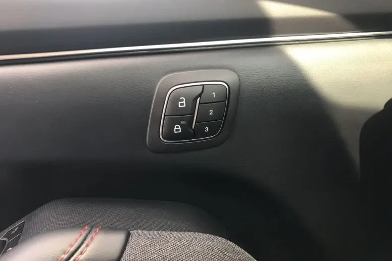 Ford Mustang Mach-E din 2022 cu 28.835 km - oferta FOR172650 - foto 18