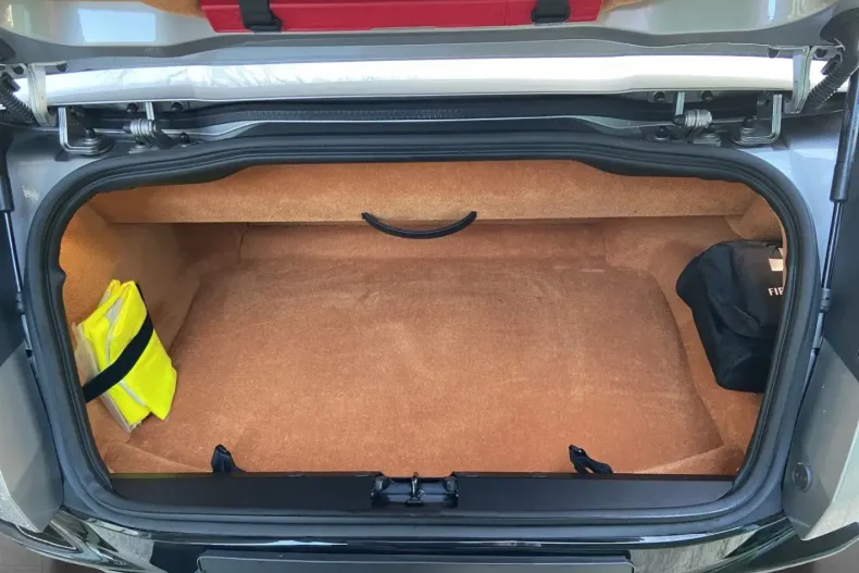 Aston Martin DB12 din 2024 cu 1.999 km - oferta AST172659 - foto 19