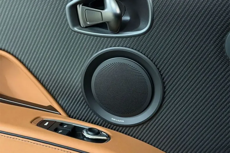 Aston Martin DBS din 2024 cu 1.850 km - oferta AST172662 - foto 15