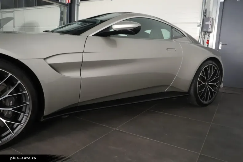 Aston Martin V8 Vantage din 2022 cu 25.000 km - oferta AST172663 - foto 6