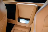 Aston Martin V8 Vantage din 2024 cu 10.499 km - oferta AST172664 - foto 23