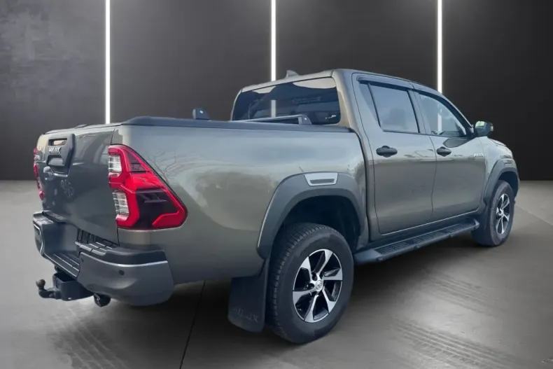 Toyota Hilux din 2024 cu 25.190 km - oferta TOY172669 - foto 3