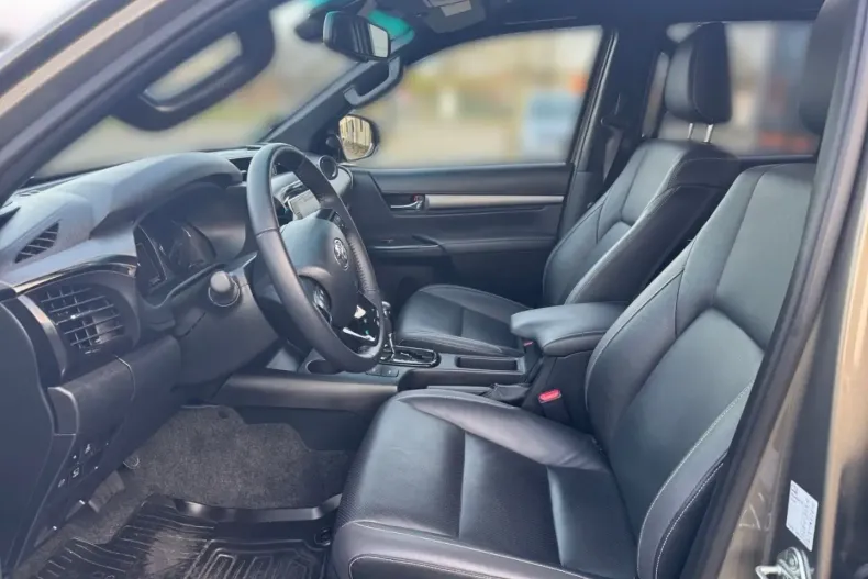 Toyota Hilux din 2024 cu 25.190 km - oferta TOY172669 - foto 7