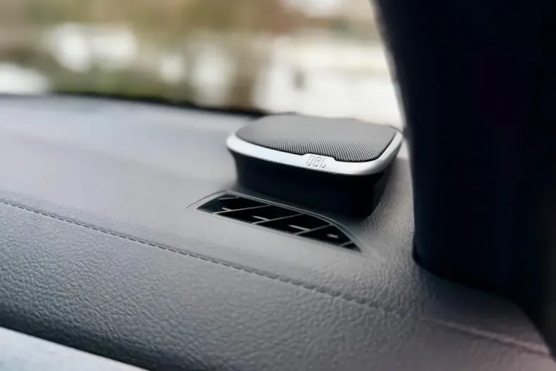 Toyota Hilux din 2024 cu 42.987 km - oferta TOY172674 - foto 10